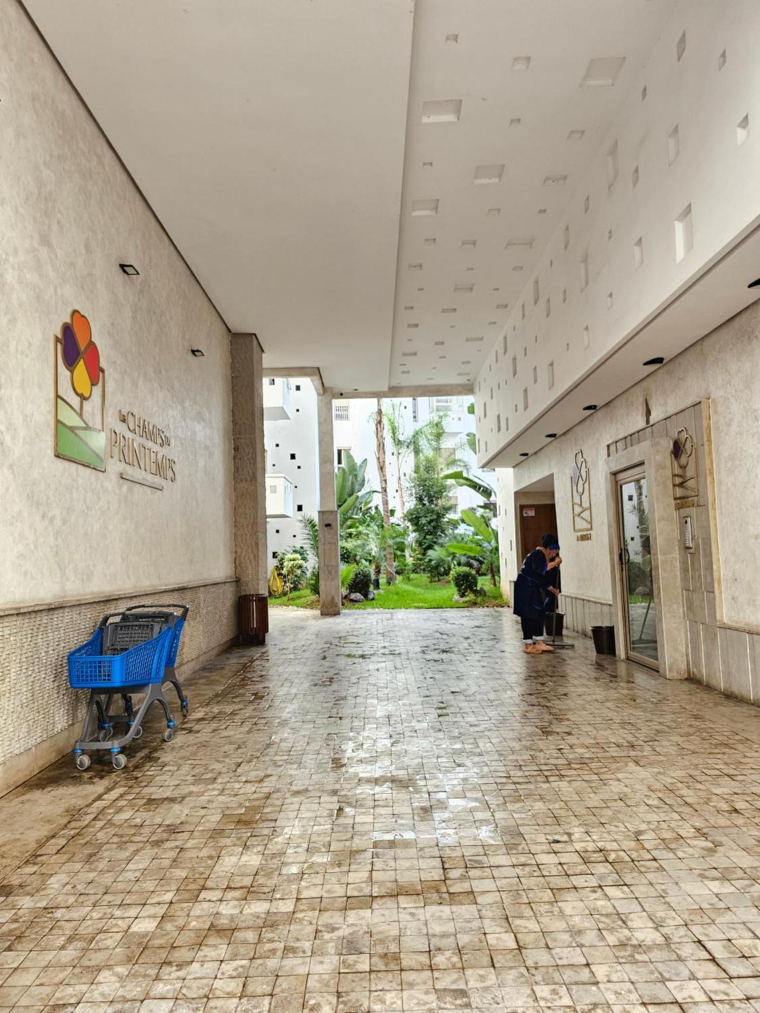 Mia Appartement N2 - Elegance, Confort Et Serenite Касабланка Экстерьер фото